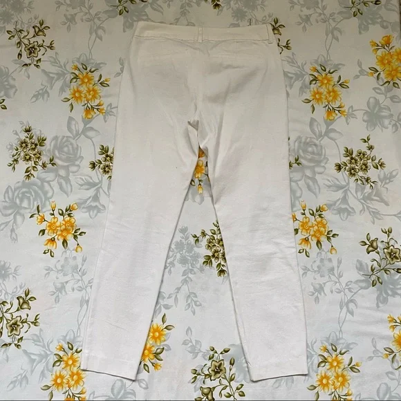 Old Navy Size 4 “The Diva” White Pants - Picture 2 of 12